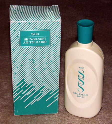Vintage Avon Skin-So-Soft Badeöl. Foto von Joe Haupt/ CC BY-SA 2.0