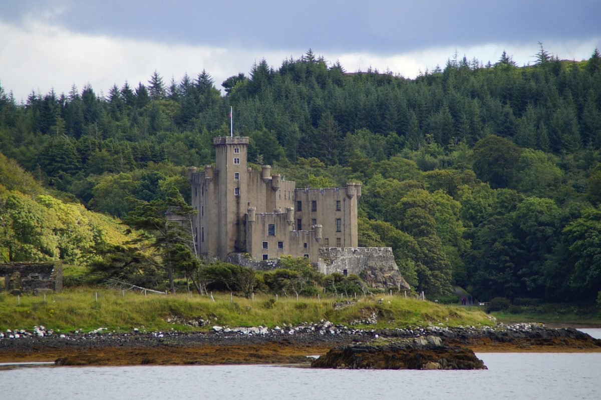 Majestätisches Dunvegan Castle auf Isle of Skye